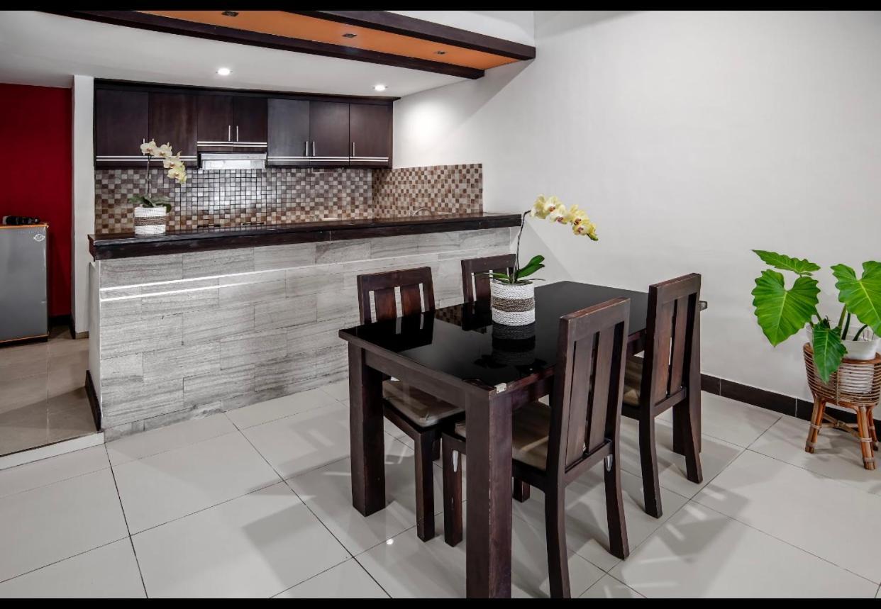 Pondok Arya Kuta Villas By Kamara Εξωτερικό φωτογραφία